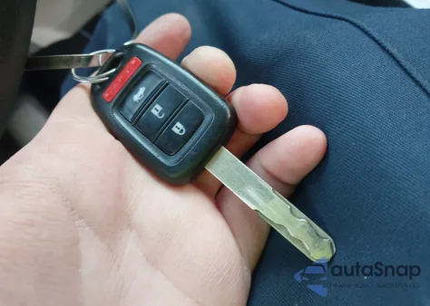 2013 Honda Accord Lx z USA, uszkodzony, nr VIN JHMCR2F33DC000240